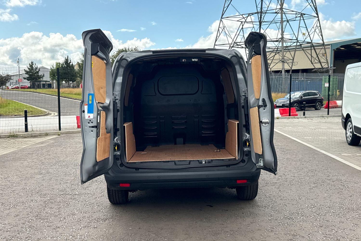 Ford TRANSIT COURIER Photo 5