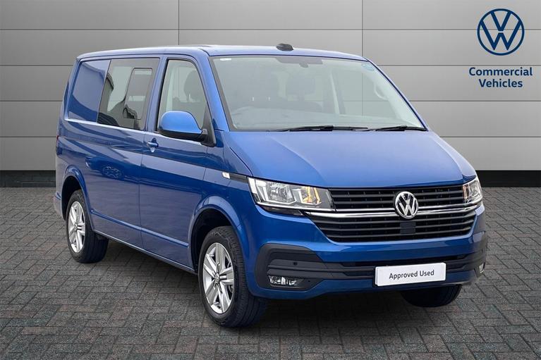 Used 2024 Volkswagen Transporter 2.0 TDI T32 Highline Crew Van Double Cab 5dr Diesel DSG FWD SWB Euro 6 (s/s) (150 ps) Blue at JCT600