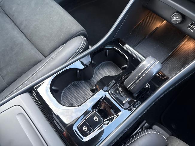 VOLVO Xc40 Photo 46