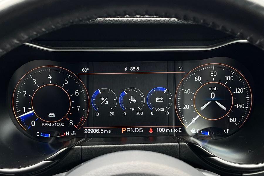 Ford Mustang Photo autoimg-585b376a503b322022ce051095a45ba27131d65d.jpg