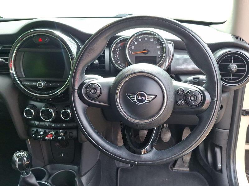 Used MINI Hatch SC18FSK 13