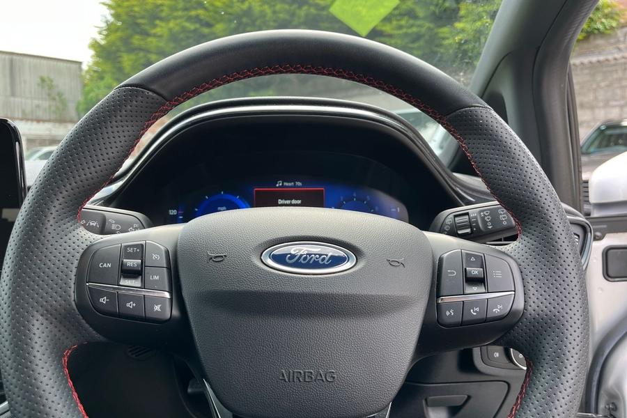 Ford FIESTA Photo autoimg-5864da0439d60c8fec5ca862261b5ef5c887deef.jpg