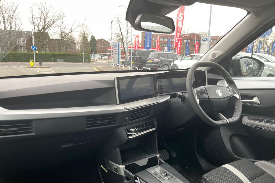 Vauxhall FRONTERA Photo autoimg-586809f98d2f5dd7f9e3f19ef0820fcc826b5193.jpg