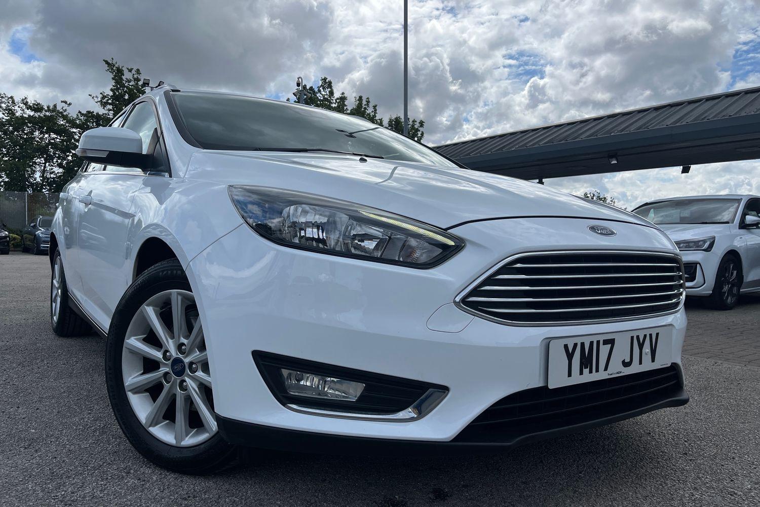 Ford Focus Photo 36