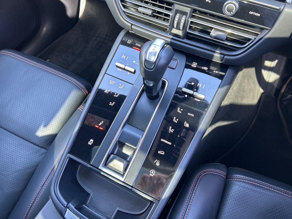 Porsche Macan Photo 12