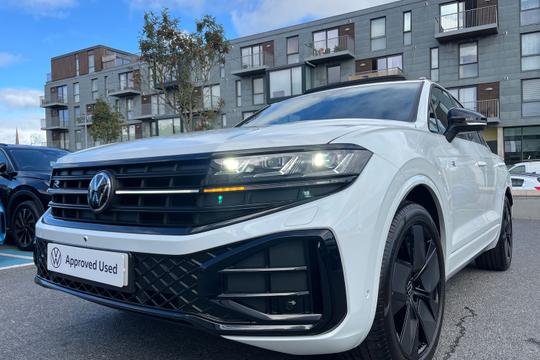 Volkswagen Touareg Photo autoimg-586e419c15179724f944913f0ae4f4af4e5e6517.jpg