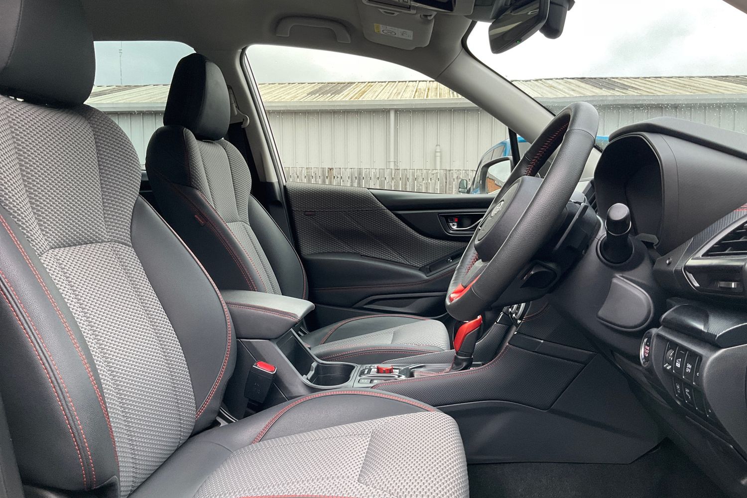 Subaru FORESTER Photo 16
