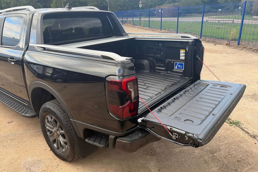 Ford RANGER Photo autoimg-586f9adab3d740e511ff3520432f6ff3cb7e74ff.jpg