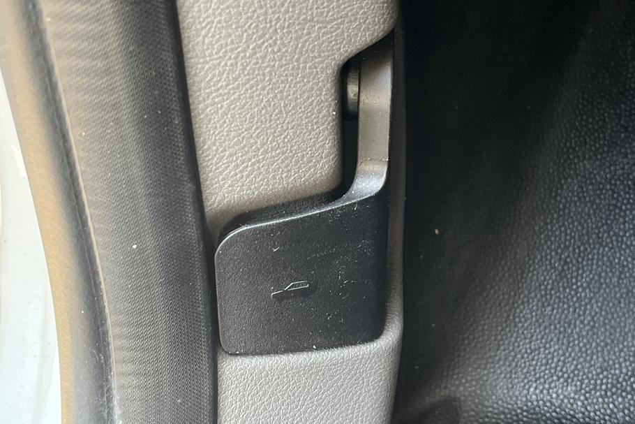 Used Ford TRANSIT CONNECT LO73YZX 36