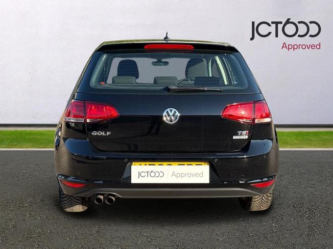 VOLKSWAGEN Golf Photo 7