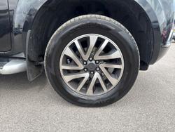 BMW Navara Photo 5