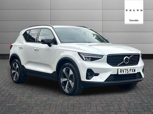 2025 Volvo XC40