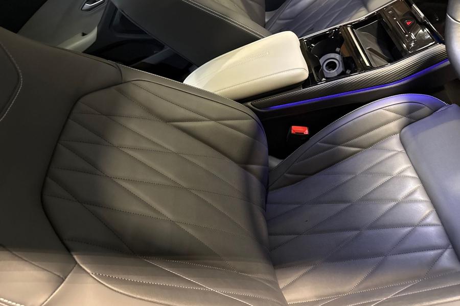 Ford Explorer Photo autoimg-58757857107f3a50a7c0c15db3fff3e4111afe9c.jpg