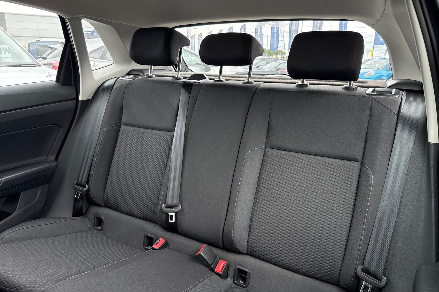Volkswagen POLO Photo 19