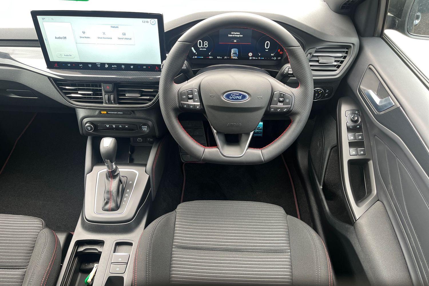 Ford FOCUS Photo 10