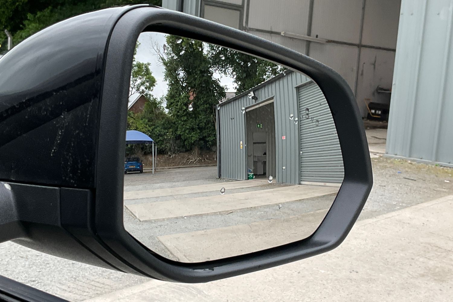 Ford Explorer Photo 31