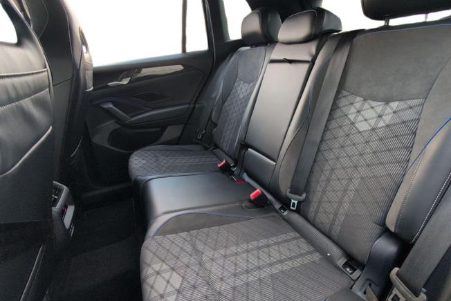VOLKSWAGEN Tiguan Photo 9