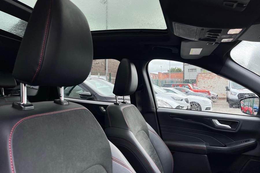 Ford KUGA Photo autoimg-587ad752d3193893a1c94324b3d1d97f0bf74f08.jpg