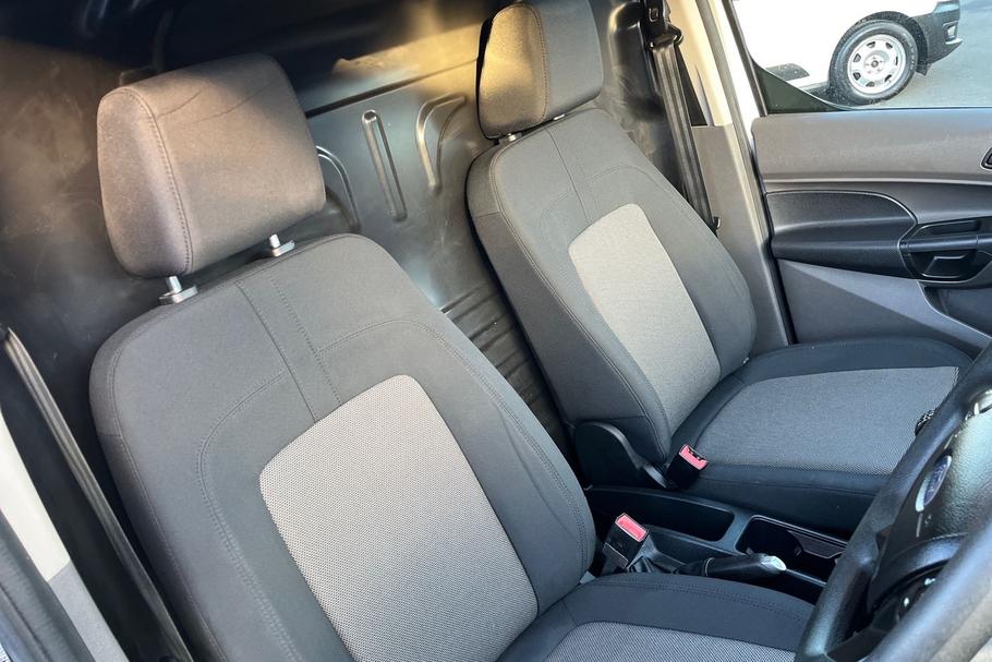 Used Ford TRANSIT CONNECT 30