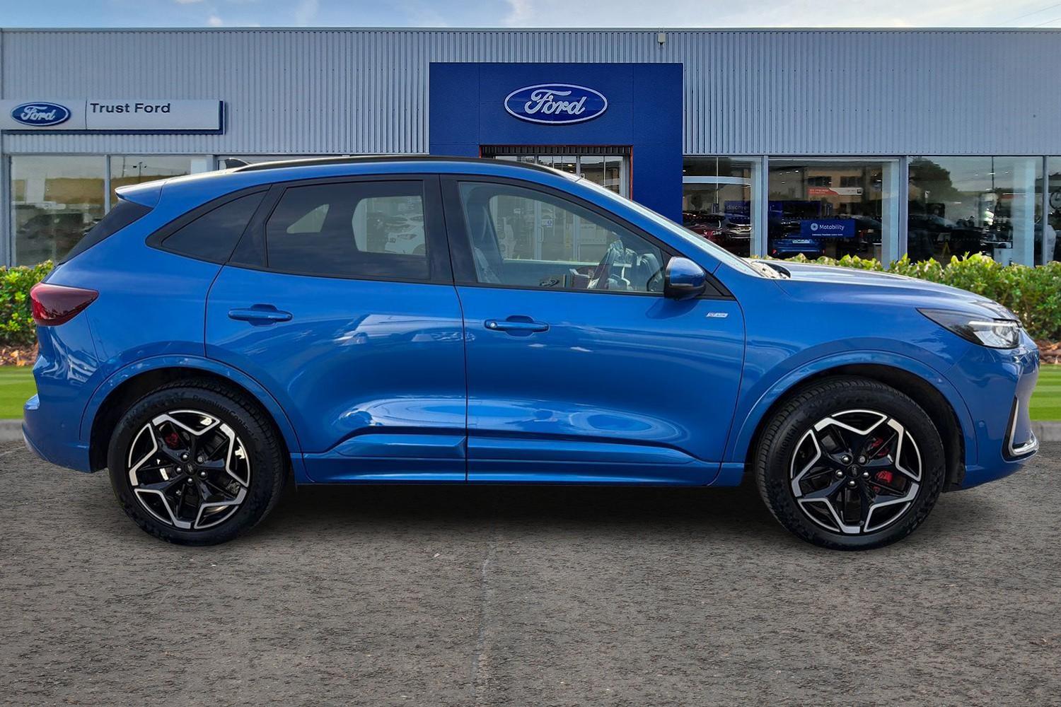 Ford Kuga Photo 2