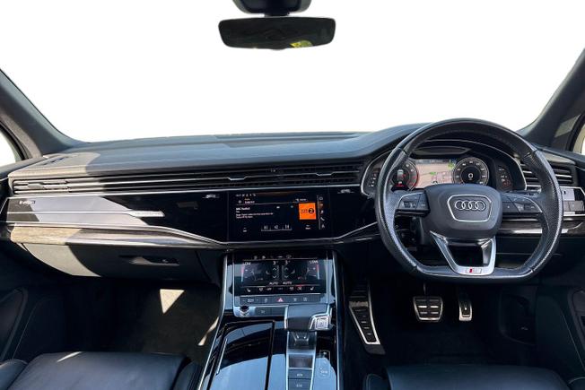 Audi Q7 Photo 10