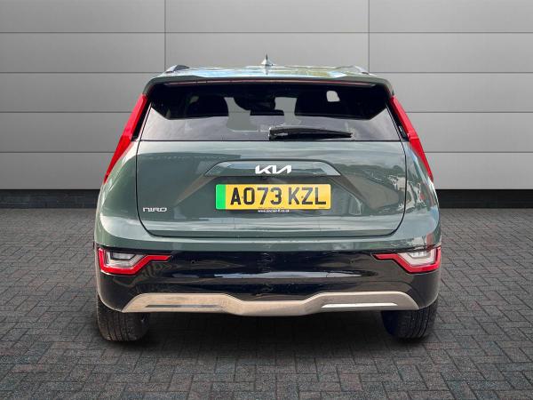 Kia Niro Photo autoimg-587fe62a2a9f61c9b3c7a9aea4fb063747a3255d.jpg