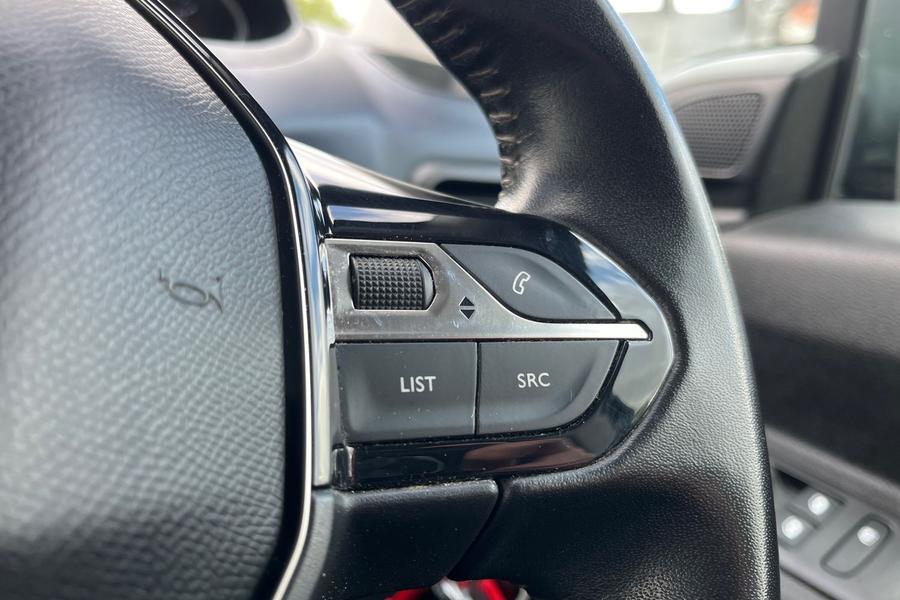 Peugeot RIFTER Photo autoimg-58843da548a23aa51dbf89f225eb8592626c9e59.jpg