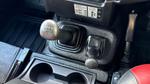 Land Rover Defender Photo 12