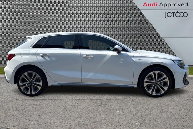 Audi A3 Photo 4