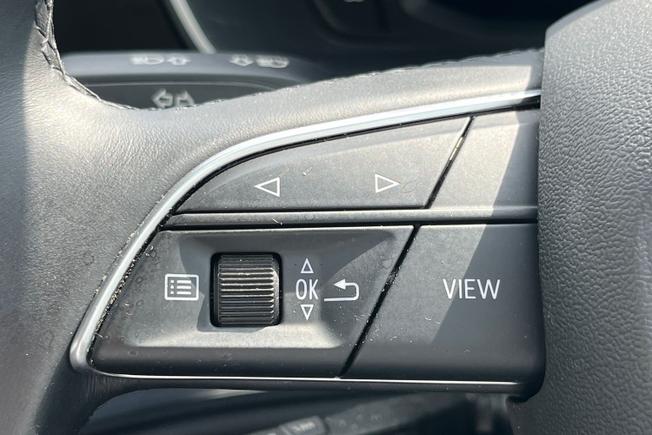 AUDI Q3 Photo 16