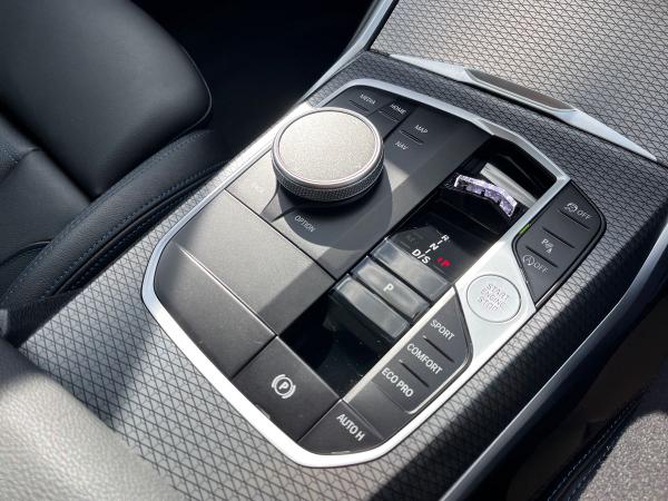 BMW 3 Series Photo autoimg-588f31c096d5dff263a7e99c962647d9f20655e8.jpg