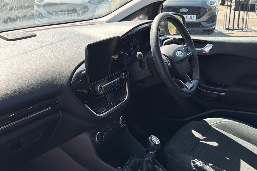 Ford FIESTA Photo autoimg-58910e86d3dc85845313b0c3aec28471852a979f.jpg