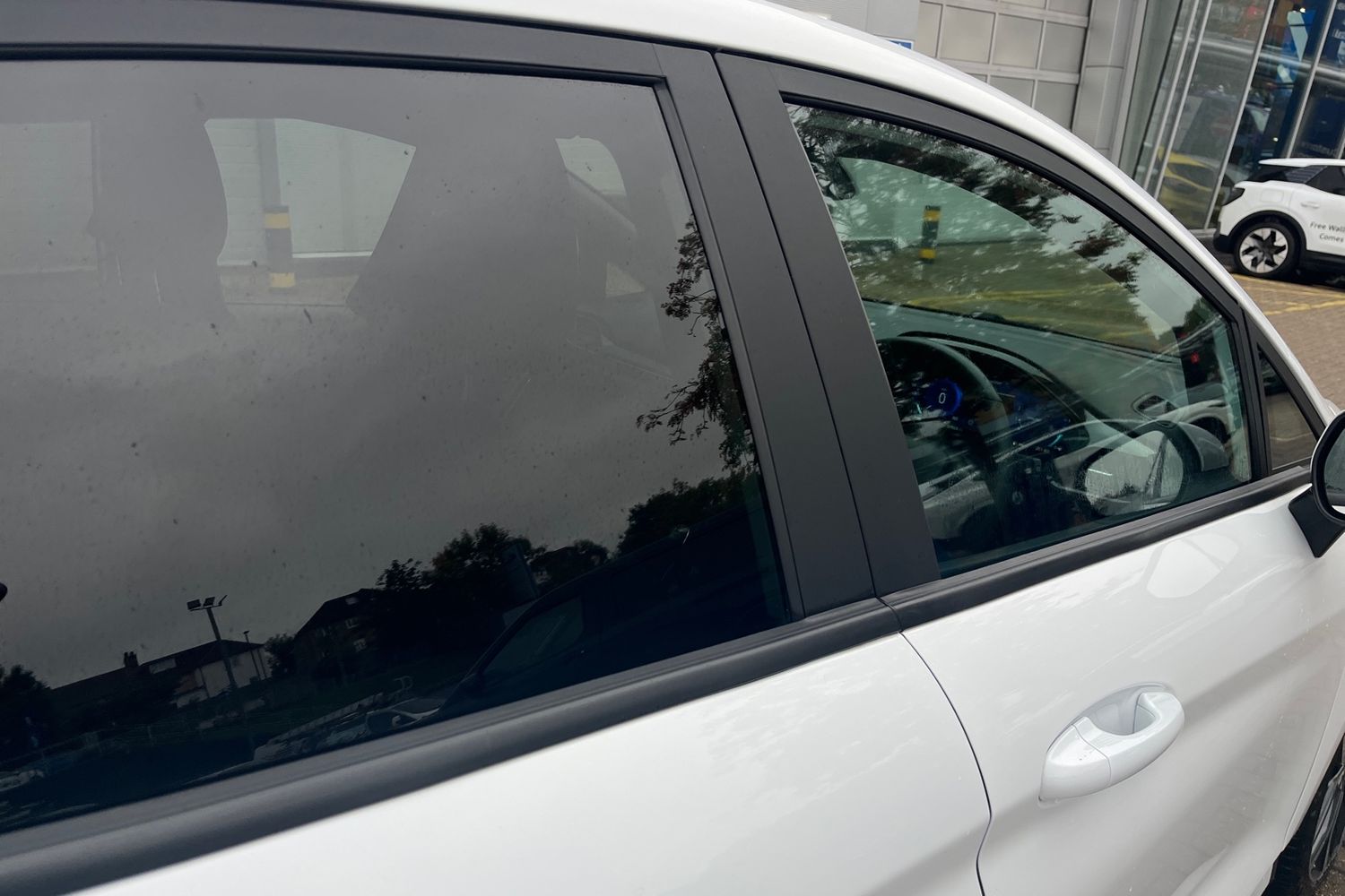 Ford Fiesta Photo 24