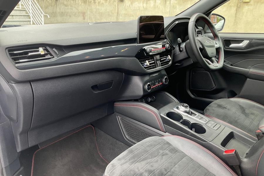 Ford KUGA Photo autoimg-5894a8e7e21ce9af9b9edede28d470cda79df802.jpg