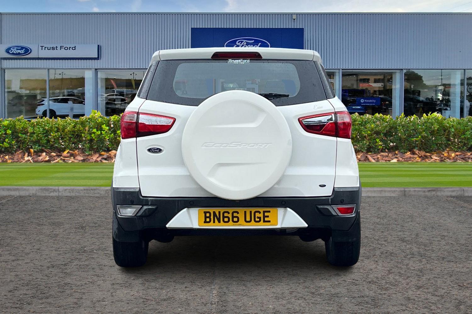 Ford EcoSport Photo 6