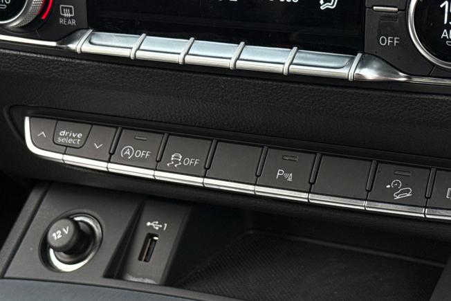 AUDI Q5 Photo 26
