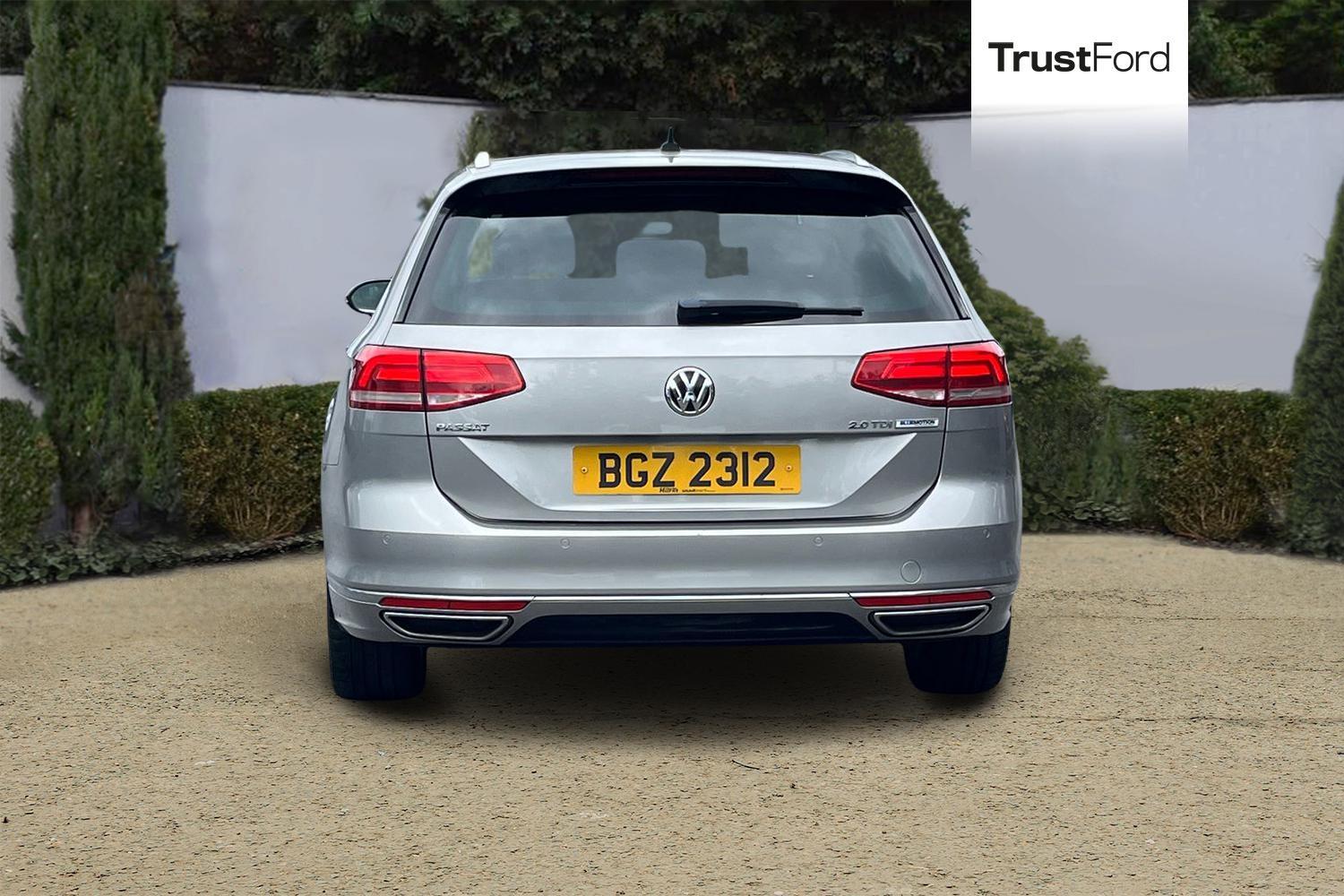 Volkswagen PASSAT Photo 6