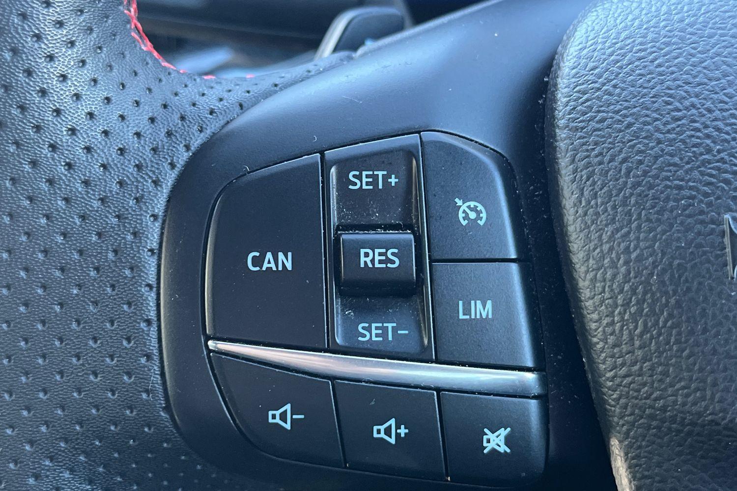 Ford FOCUS Photo 23