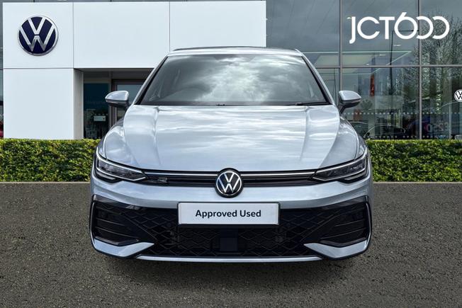 VOLKSWAGEN Golf Photo 8