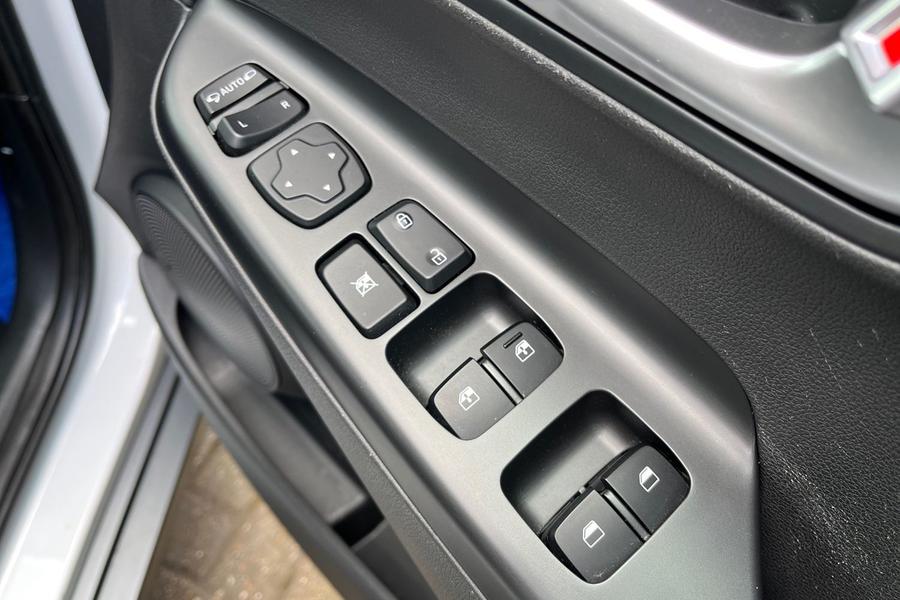 Hyundai KONA Photo autoimg-58a5d33ea050609320259671ee264d096b216257.jpg