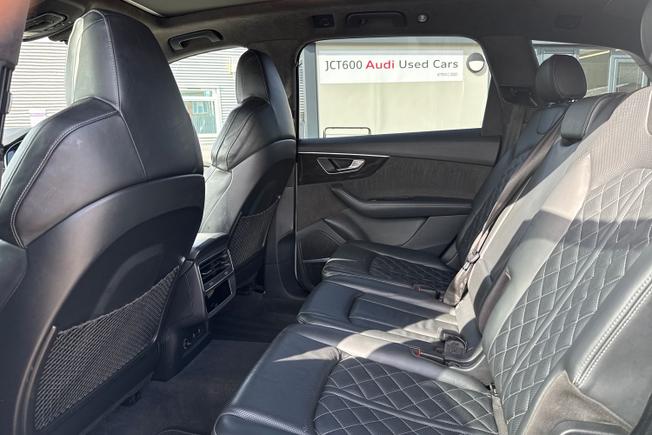 AUDI SQ7 Photo 46