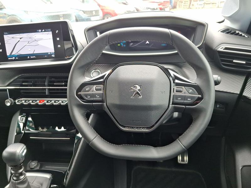 Used Peugeot 208 YC73WVW 12