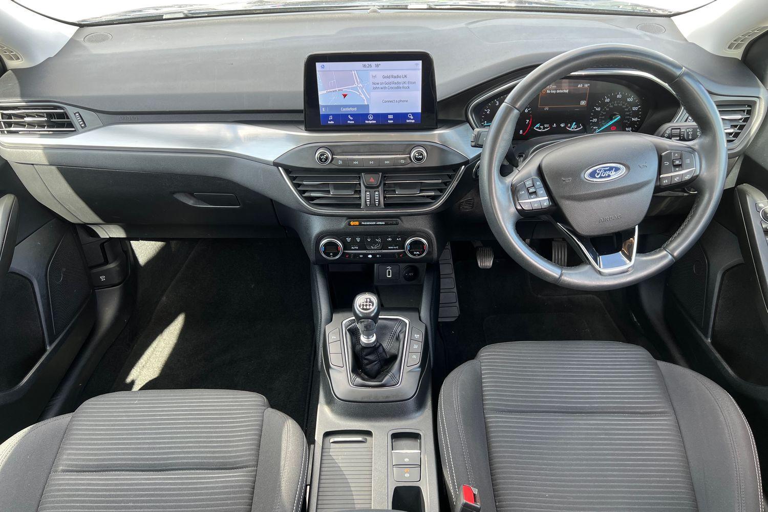 Ford FOCUS Photo 9