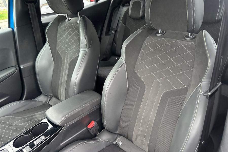 Peugeot 2008 Photo autoimg-58b293e4efcedbace01e62a3d9bd634e1f1a6224.jpg