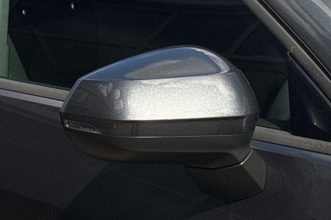 Audi Q2 Photo 20
