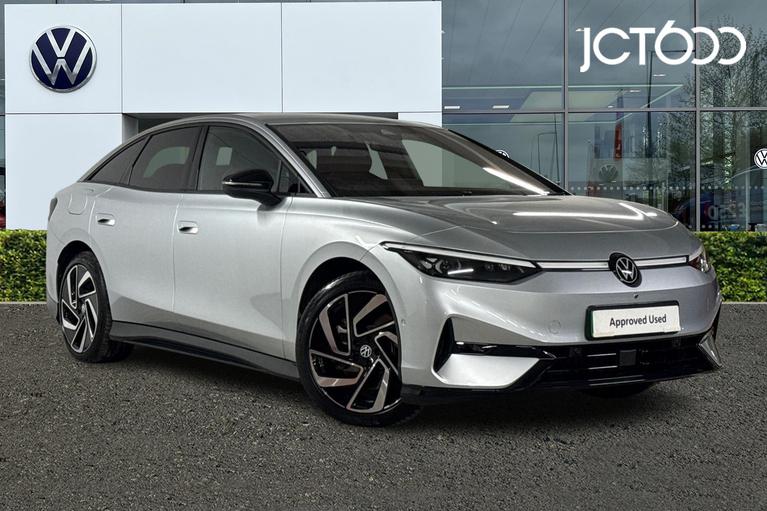 Used 2025 Volkswagen Id.7 Pro 77kWh Match Plus Fastback 5dr Electric Auto (286 ps) Silver at JCT600