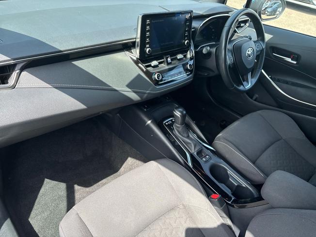 TOYOTA Corolla Photo 29