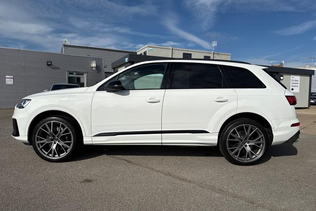 AUDI SQ7 Photo 25