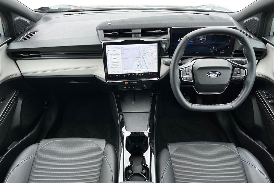 Ford Puma Gen-E Photo autoimg-58bbef2960a2a24b455272a508fe22312eacd555.jpg