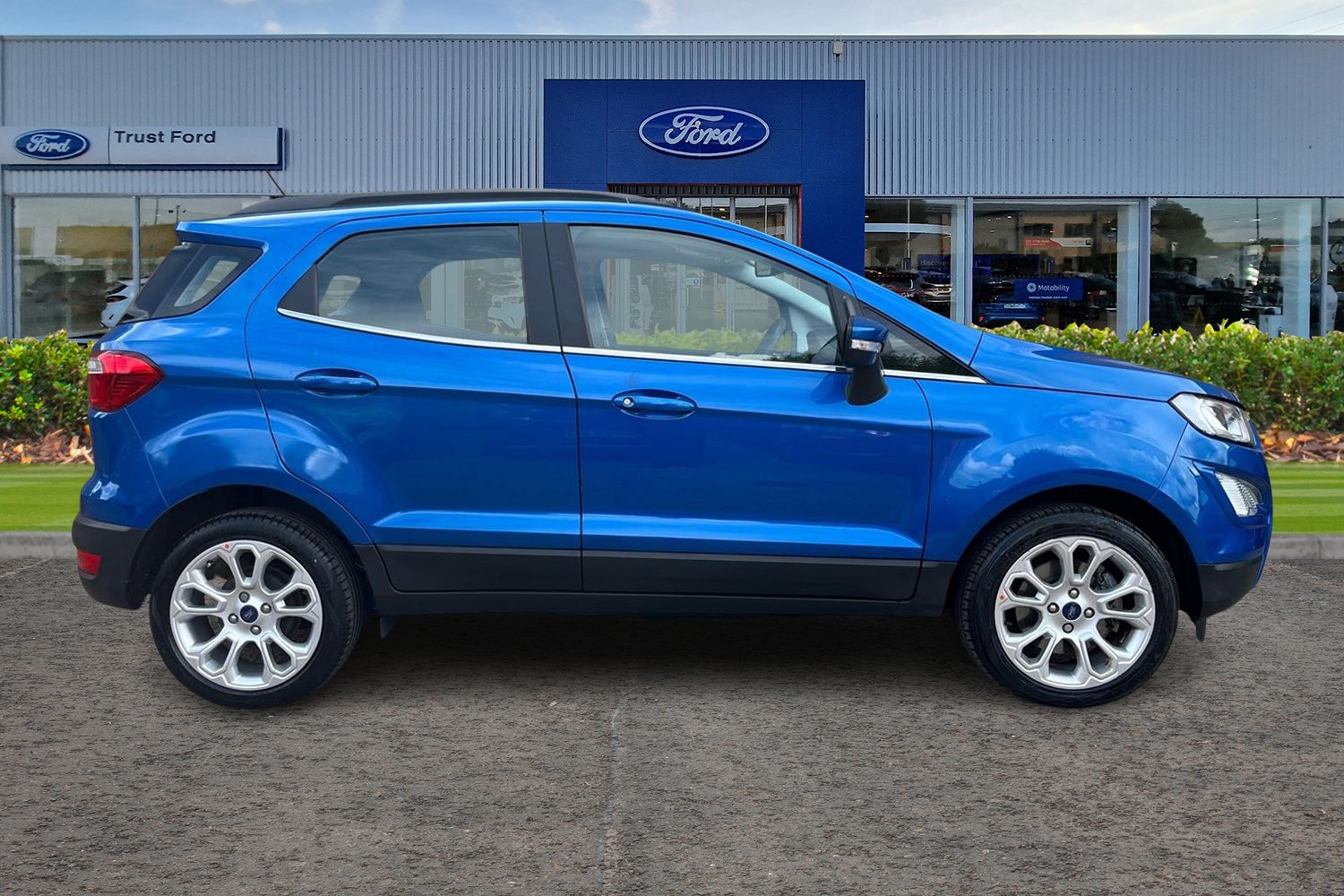 Ford EcoSport Photo 2
